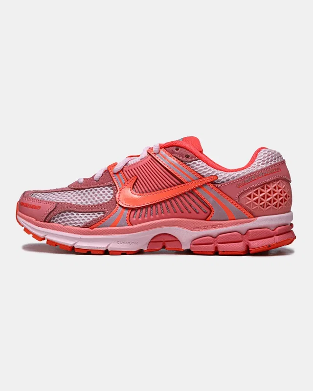 Nike Air Zoom Vomero 5 'Barbie' — головне фото товару