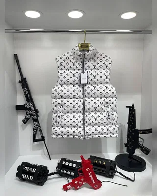 Жилет Louis Vuitton — головне фото товару