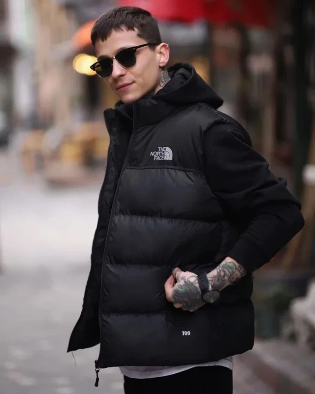 The North Face Жилетка TNF черная — головне фото товару