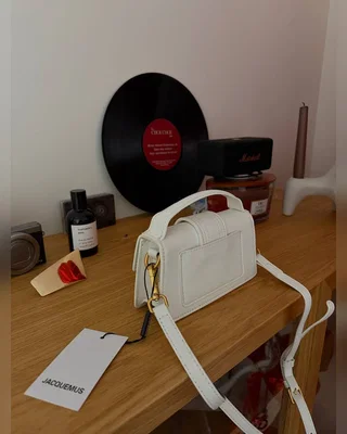 Jacquemus Le Bambino Small Handbag White 17 х 9 х 5 — головне фото товару