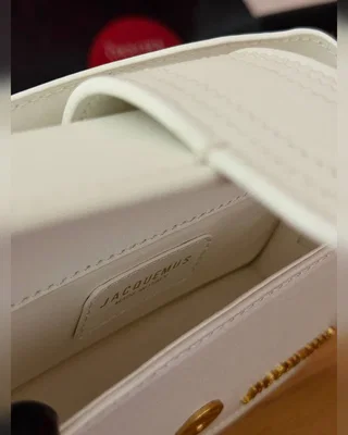 Jacquemus Le Bambino Small Handbag White 17 х 9 х 5 — головне фото товару