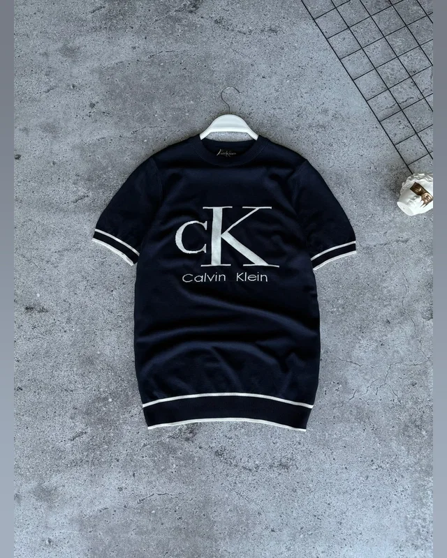 Футболка Calvin Klein — головне фото товару