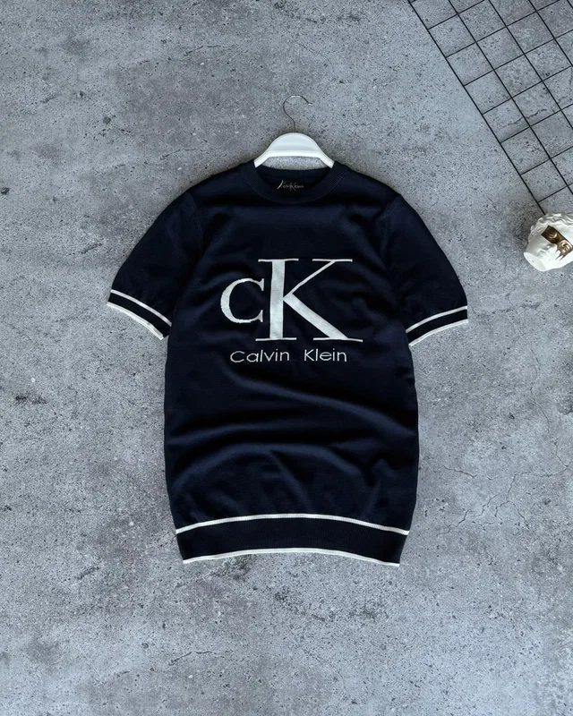 Футболка Calvin Klein — головне фото товару