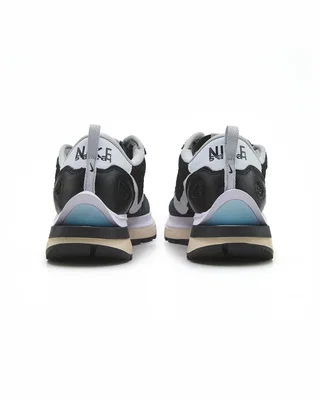 Nike x Sacai VaporWaffle Black White — головне фото товару