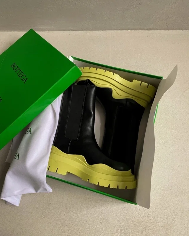 Bottega Veneta Yellow Premium — головне фото товару