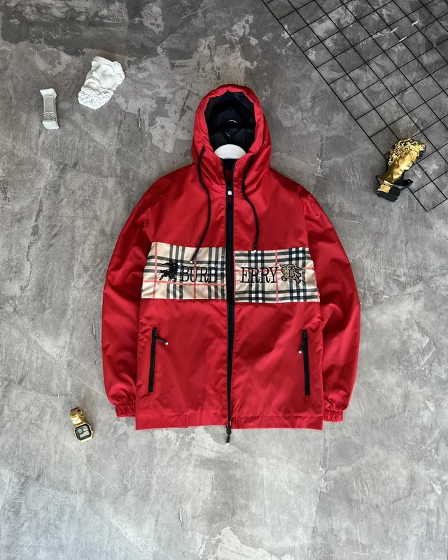 Куртка Burberry — головне фото товару
