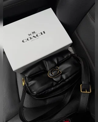 COACH ‎‎‎‎ Coach Pillow Tabby 26 Leather Shoulder Bag Black [магнітна коробка] — головне фото товару