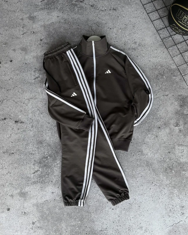 Костюм Adidas — головне фото товару