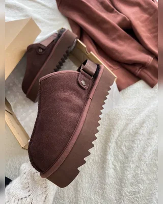 UGG Lanah Clog Brown Platform — головне фото товару