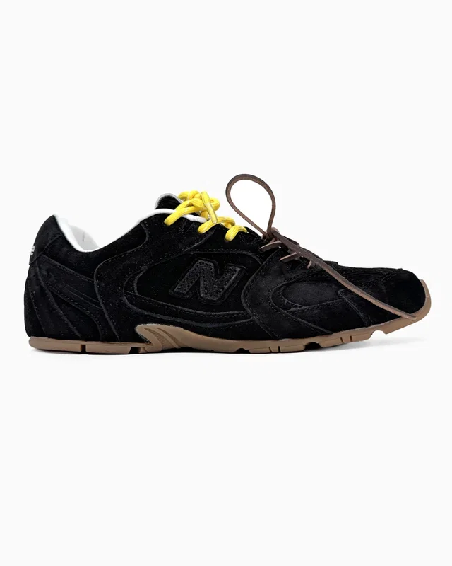 New Balance x Miu 530 Black — головне фото товару
