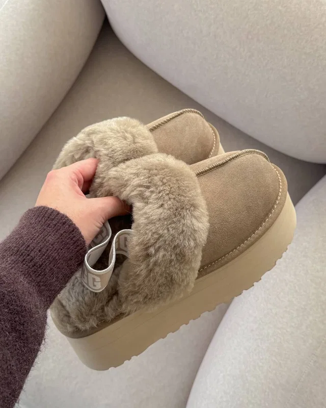 UGG Funkette Slipper Platform Light Brown — головне фото товару