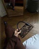 Jacquemus Le Chiquito Long Leopard Calf Hair Top-Handle Bag — головне фото товару