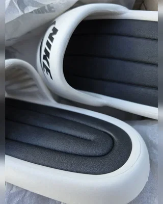 Nike Air Foam Slide • White • — головне фото товару