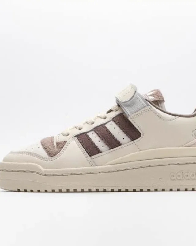 Adidas Forum Teddy — головне фото товару