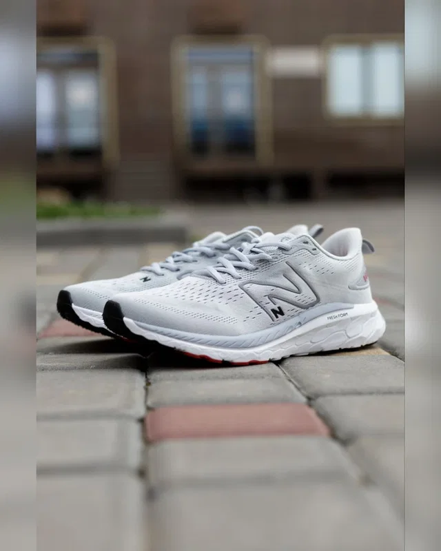 New Balance Fresh Foam 860 • Light Grey • — головне фото товару
