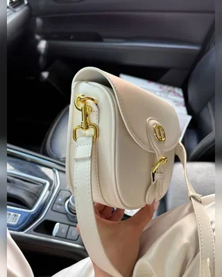 Dior Bobby Bag Cream Smooth Skin (Оригінальна коробка) 21 5 х 16 х 7 — головне фото товару