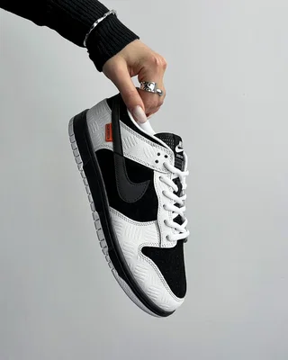 Nike SB x TIGHTBOOTH Dunk Low Pro Black White — головне фото товару