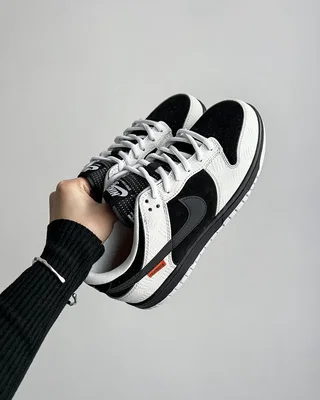 Nike SB x TIGHTBOOTH Dunk Low Pro Black White — головне фото товару