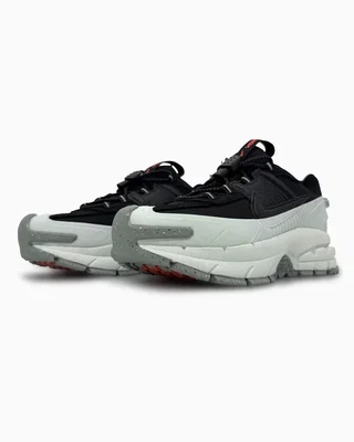 Nike Zoom Vomero Roam White Black — головне фото товару