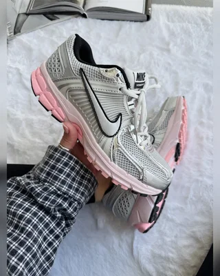 Nike Zoom Vomero 5 Silver Pink — головне фото товару