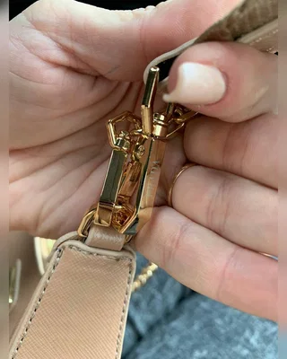 Prada Dark Beige — головне фото товару