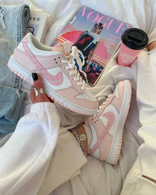 Nike SB Dunk Pink — головне фото товару
