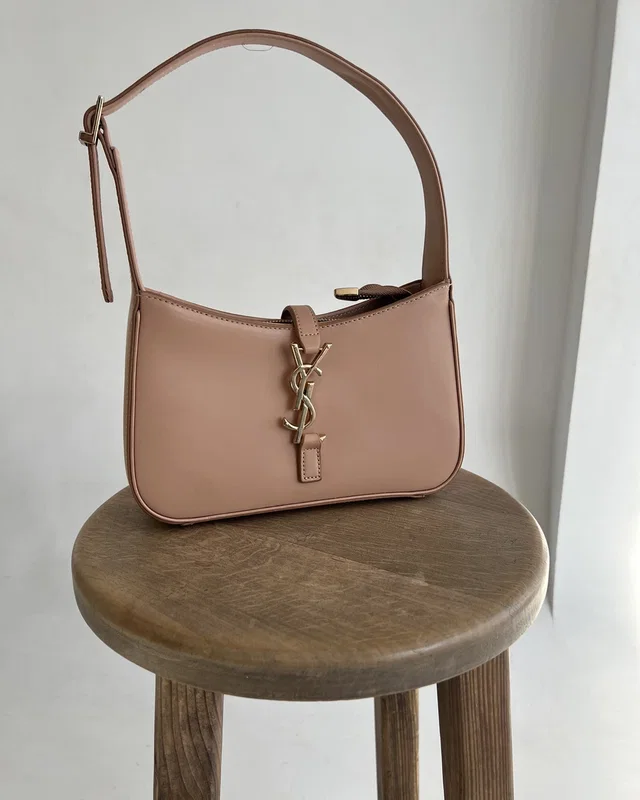 Saint Laurent Hobo (beige) — головне фото товару