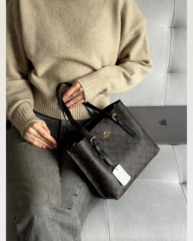 COACH Coach Mollie Tote Bag 25 In Signature Canvas Dark Brown/Black 24 х 20 х 9 COACH — головне фото товару