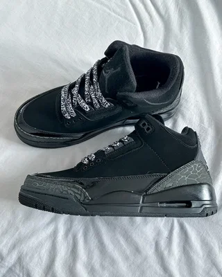 Nike Air Jordan 3 Retro 'Black Cat' 2025 CT8532-001 — головне фото товару