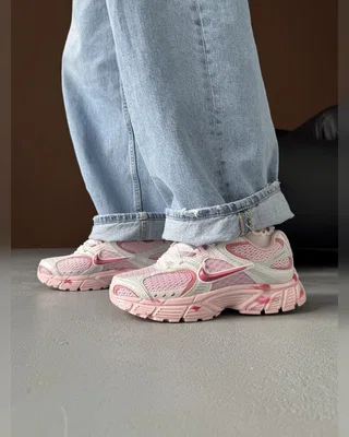 Nike V5 RNR Custom Pink — головне фото товару
