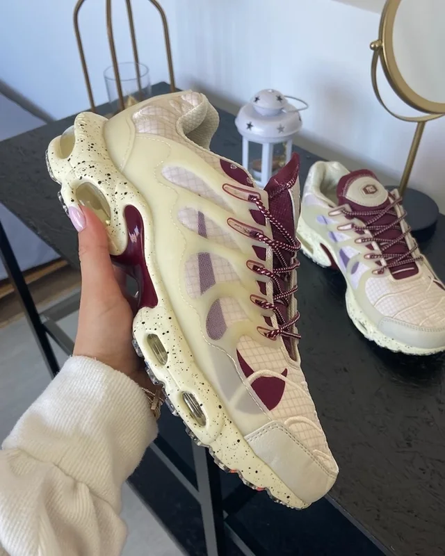 Nike Air Max Terrascape Plus Tan Burgundy — головне фото товару