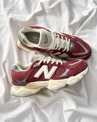 New Balance 9060 'Washed Burgundy' — головне фото товару