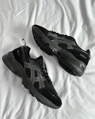 Asics Gel 1090v2 'Black' 1203A224-001 — головне фото товару