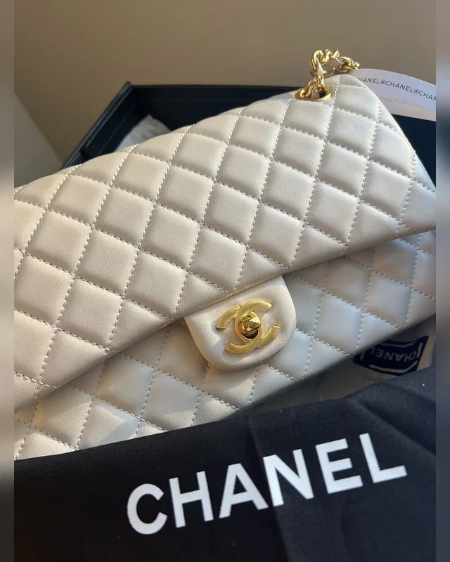 Chanel 2.55 milk gold — головне фото товару