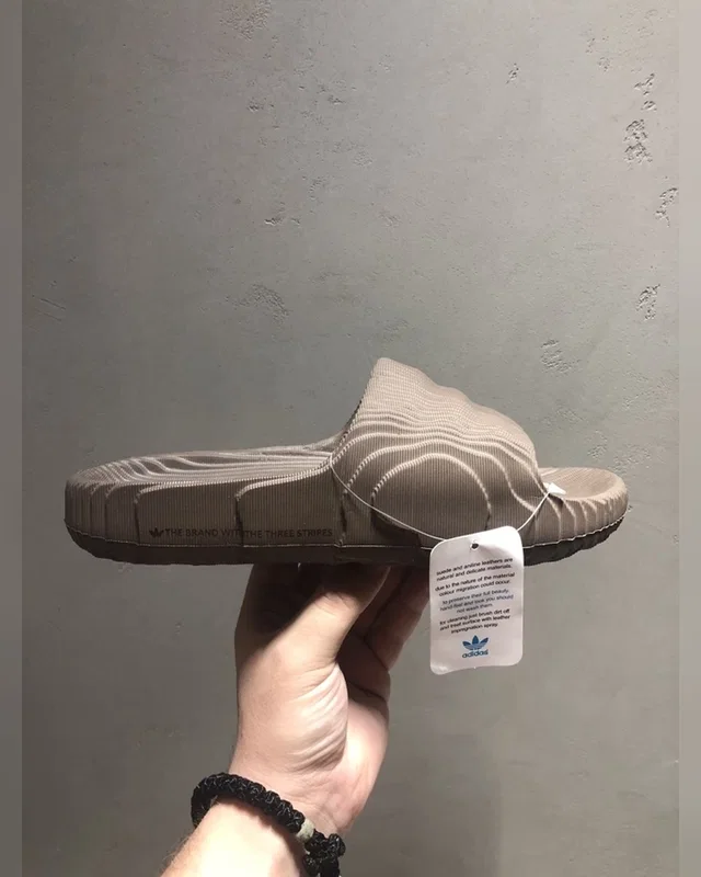 Adidas Adilette Slide Brown — головне фото товару