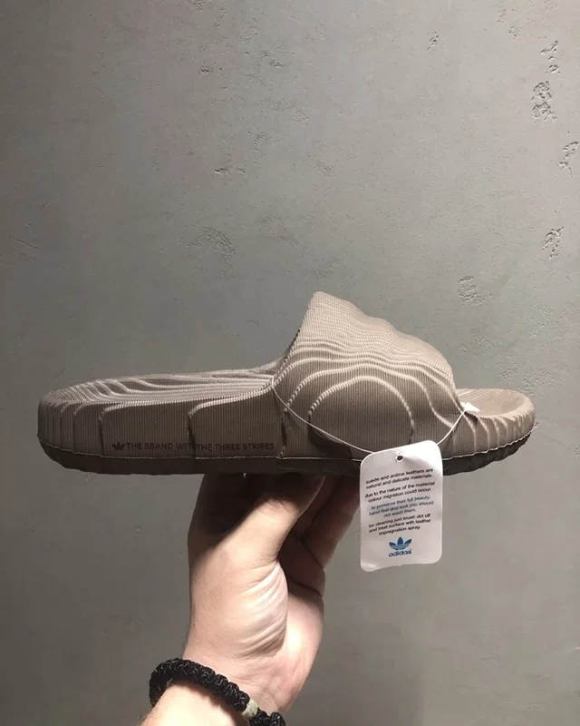 Adidas Adilette Slide Brown — головне фото товару