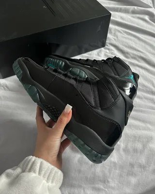 Nike Air Jordan 11 Retro 'Gamma Blue' 2025 378038-047 — головне фото товару