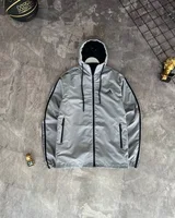 Куртка Adidas — головне фото товару