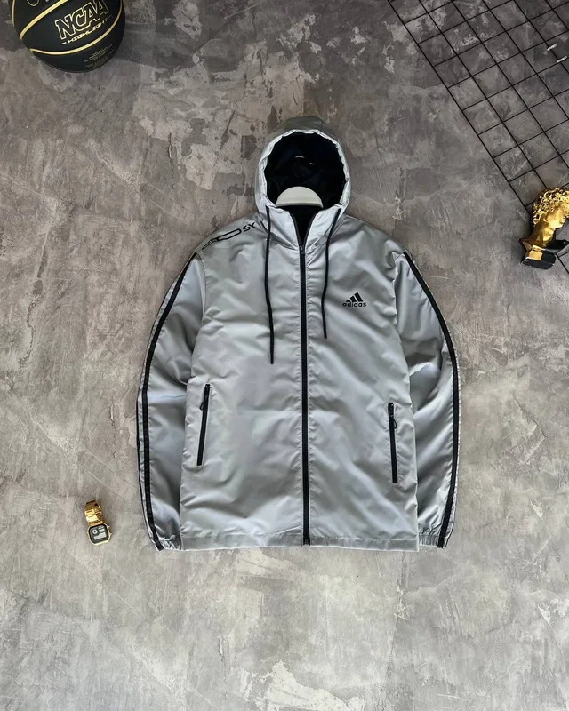 Куртка Adidas — головне фото товару