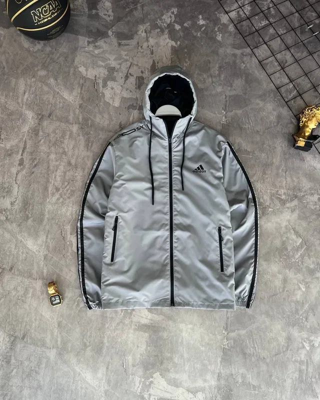 Куртка Adidas — головне фото товару