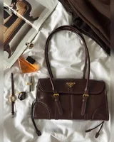 Prada Medium Leather Shoulder Bag Brown 30 x 16 x 11 — головне фото товару