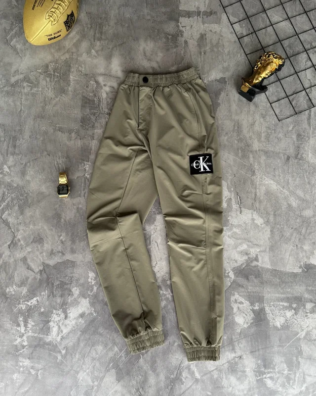 Штани Calvin Klein — головне фото товару