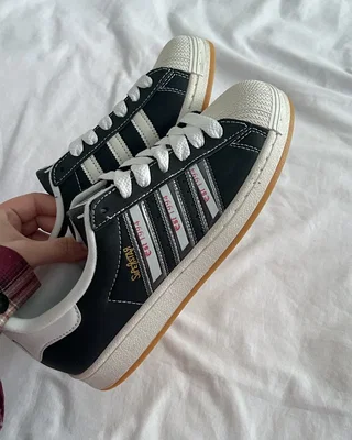 Adidas x KoRn Superstar 'Black Whtie' IH1313 — головне фото товару
