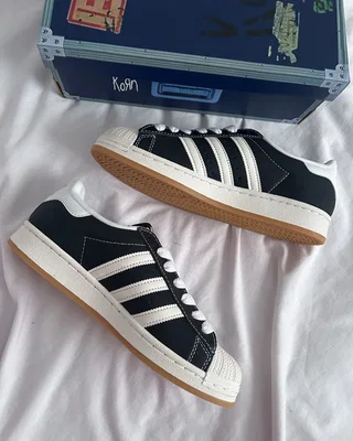 Adidas x KoRn Superstar 'Black Whtie' IH1313 — головне фото товару