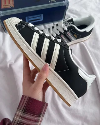 Adidas x KoRn Superstar 'Black Whtie' IH1313 — головне фото товару
