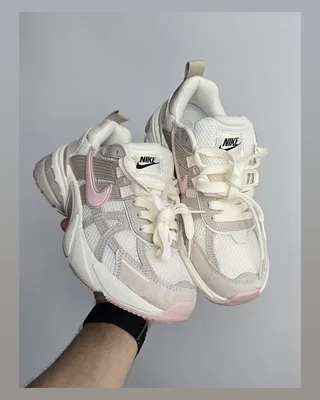 Nike V2K Run — головне фото товару