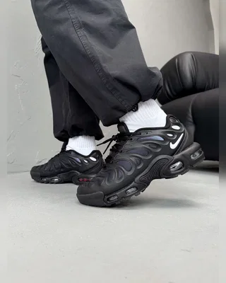 Nike Air Max TN Plus Drift Black White Logo — головне фото товару