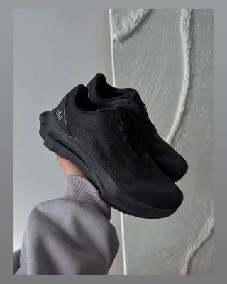 ALO Yoga Runner Black — головне фото товару