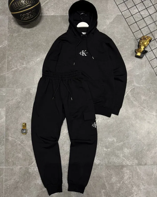 Костюм Calvin Klein — головне фото товару