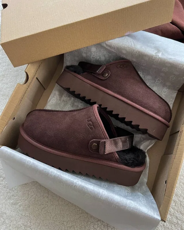UGG Lanah Clog Platform Brown — головне фото товару